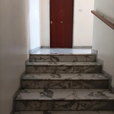 La Casa Di Flor Apartment Bari Exterior photo